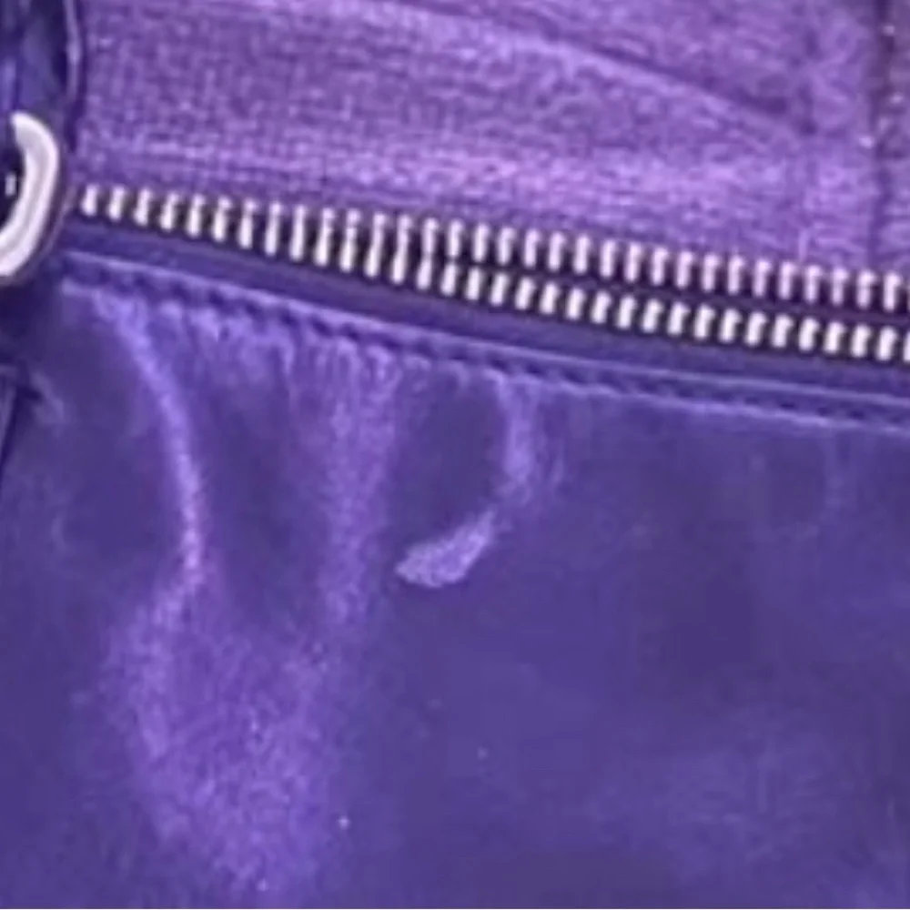 Coach Elegant Black Shoulder Bag - Picture 5 of 5